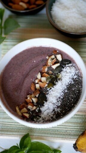 smoothie glacé à l'açai