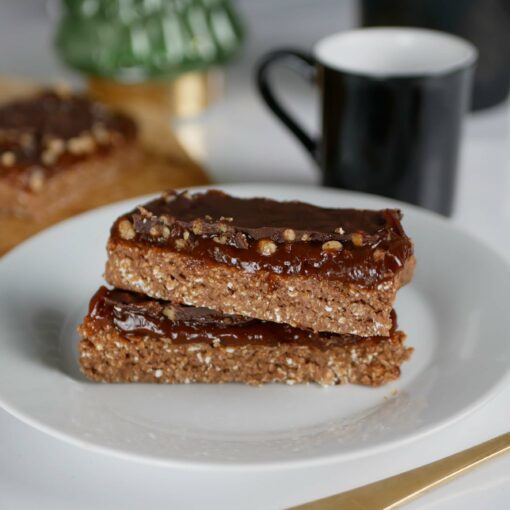 barre protéinée crunchy chocolat et caramel (vegan, sans gluten, sans cuisson)