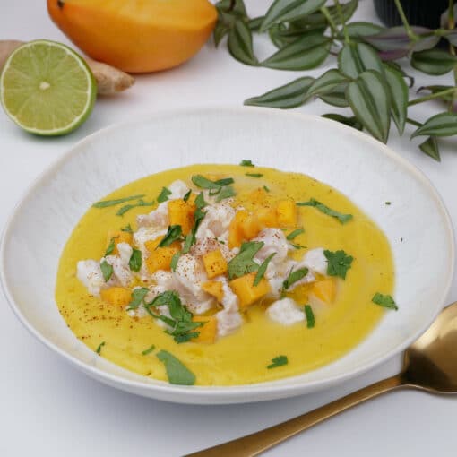 crudo de poisson et leche de tigre à la mangue